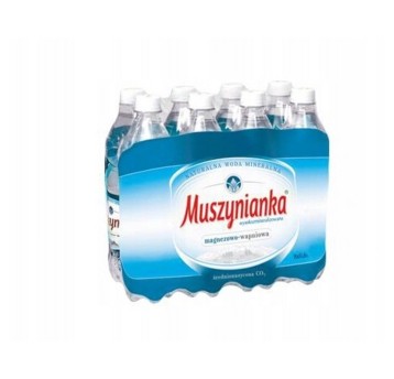 Woda [K] gazowana mineralna MUSZYNIANKA butelka plastikowa 600ml średnionasycona (niebieska butelka) 8 szt.